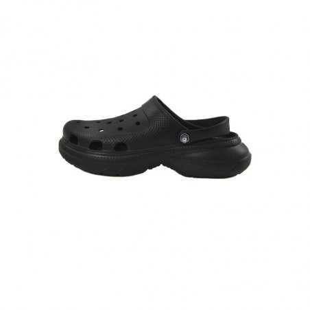 body-action-women-s-all-terrain-sliders-091505-01-black