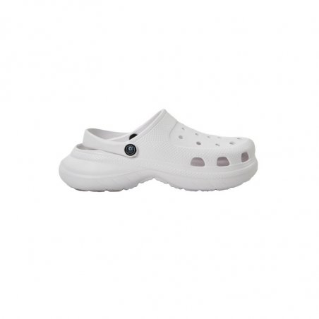 body-action-women-s-all-terrain-sliders-091505-01-white