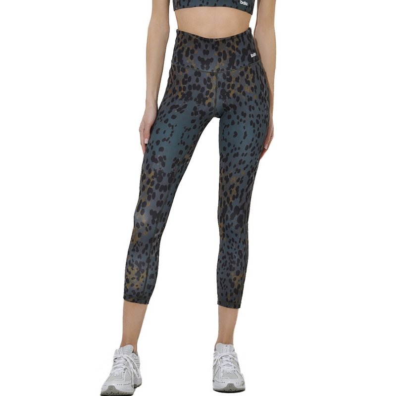 body-action-women-s-allover-printed-7-8-leggings-011620-stone-leopard