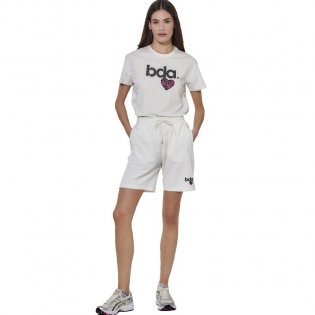 body-action-women-s-logo-t-shirt-051618-star-white